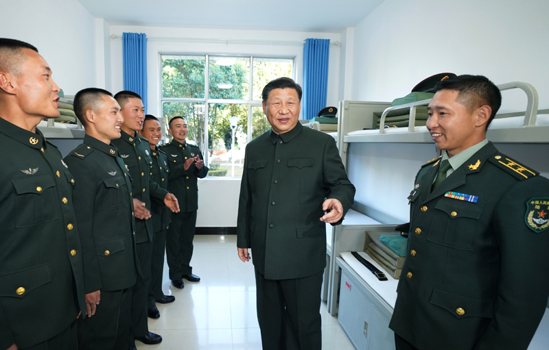 2020年1月19日，習(xí)近平主席視察駐云南部隊(duì),，深入邊防一線,，看望慰問官兵,。
